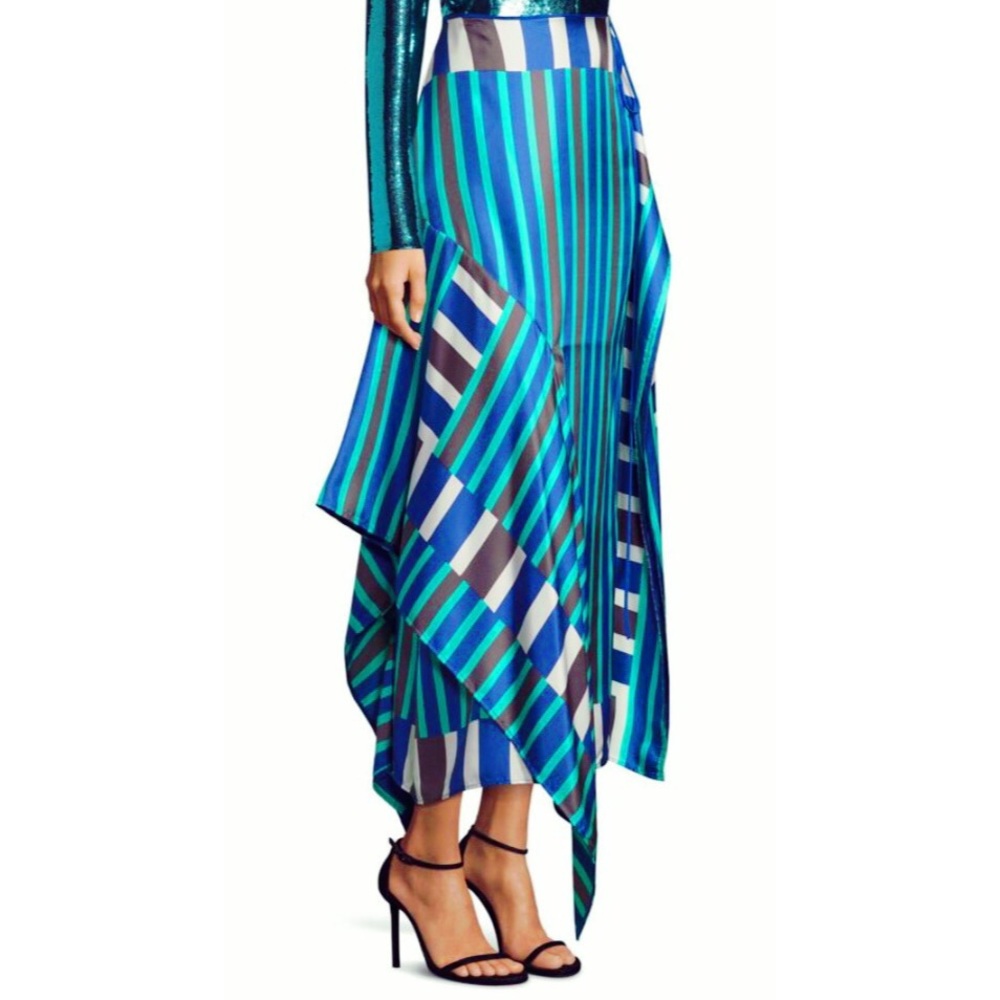 Diane Von Furstenberg silk wrap skirt NWT Sz 8